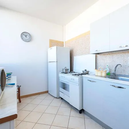 Holiday home Deja *